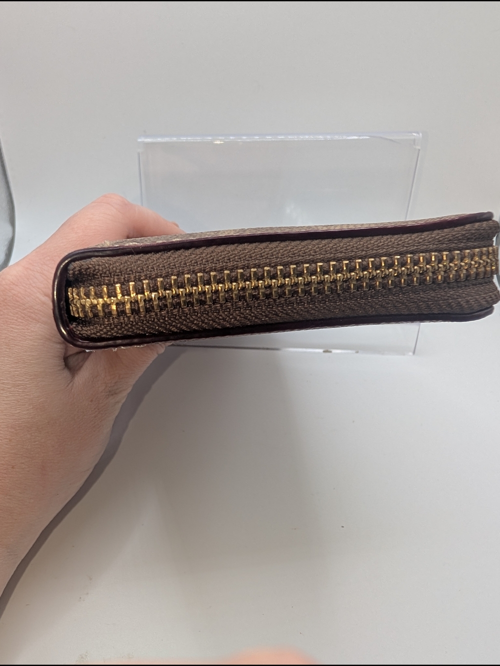 Coach Signature Accordion Wallet - Picture 5 of 7